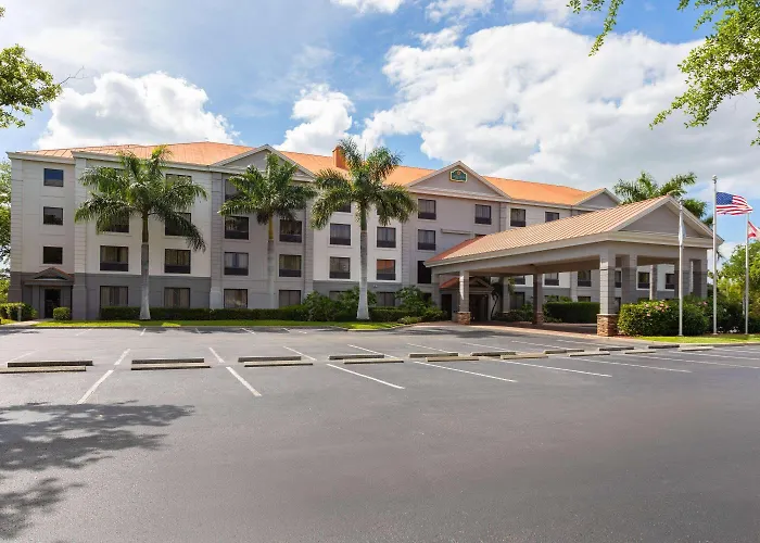 La Quinta By Wyndham Bonita Springs Naples North
