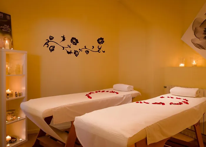 Hotel Vis A Vis