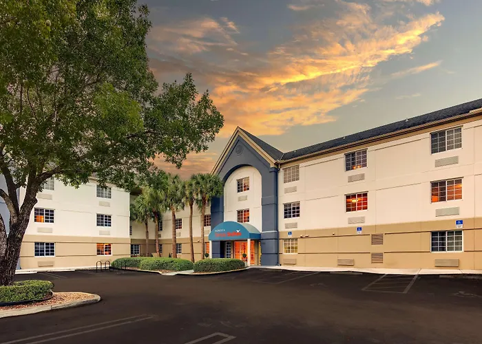 Sonesta Simply Suites Miami Airport Doral