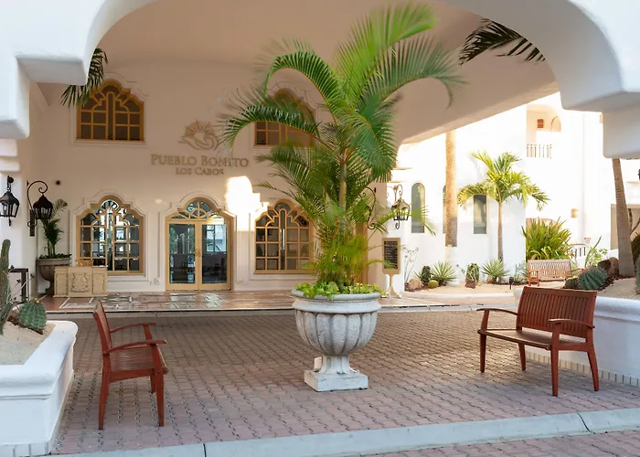 Pueblo Bonito Los Cabos Blanco Beach Resort