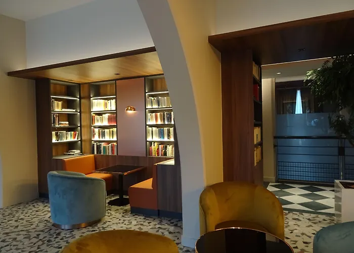 Aquabella Hotel & Spa