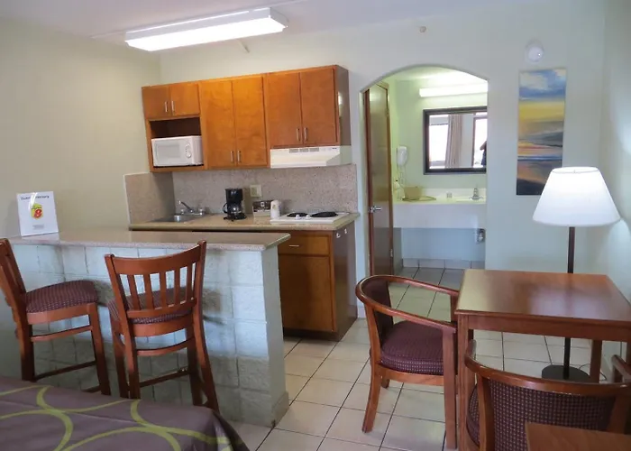 Super 8 By Wyndham South Padre Island