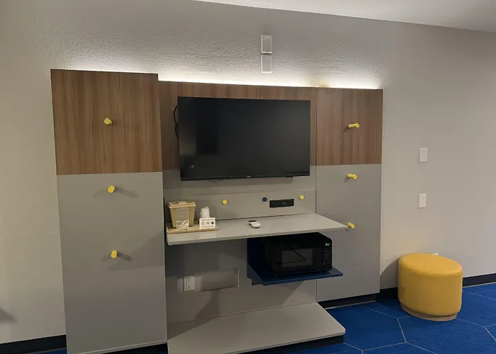 Microtel Inn And Suites Independence