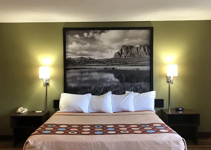 Super 8 By Wyndham S Jordan/Sandy/Slc Area