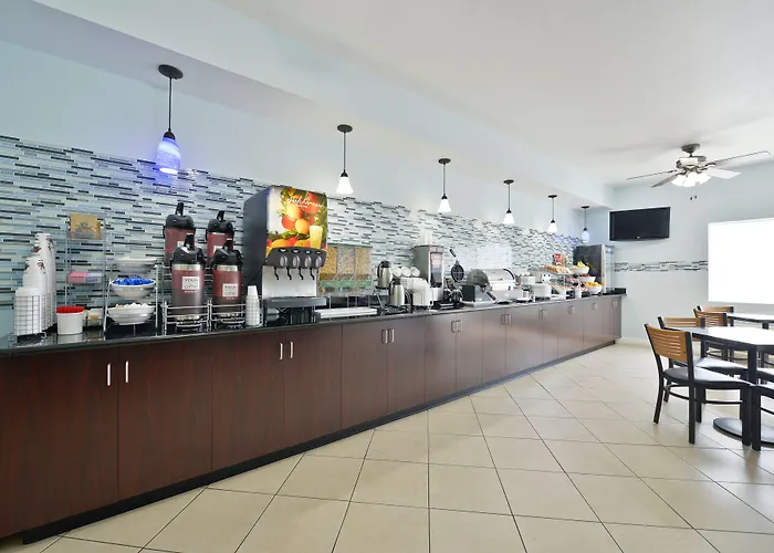 Comfort Suites Tulare Sequoia Gateway