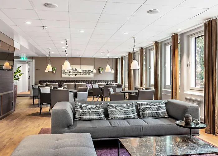 Best Western Plus Park Airport Hotel