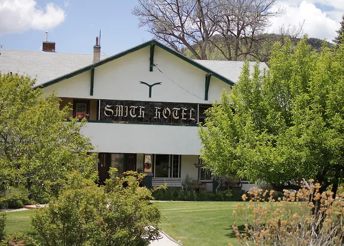 Smith Hotel Bed And Breakfast