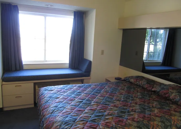 Americas Best Value Inn & Suites Maryville