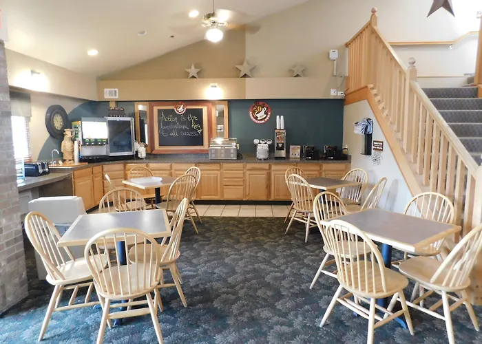 Americinn By Wyndham Oscoda Near Ausable River