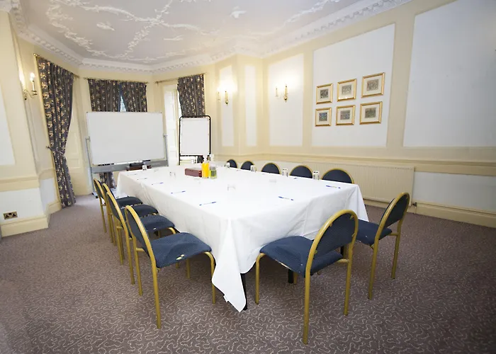 Arnos Manor Hotel