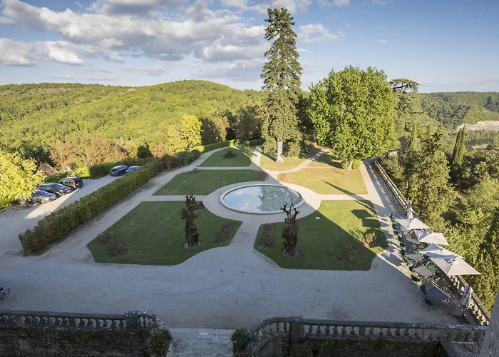 Chateau De Mercues