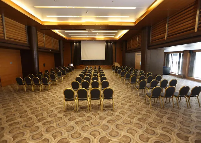 Radisson Blu Hotel, Beirut Verdun