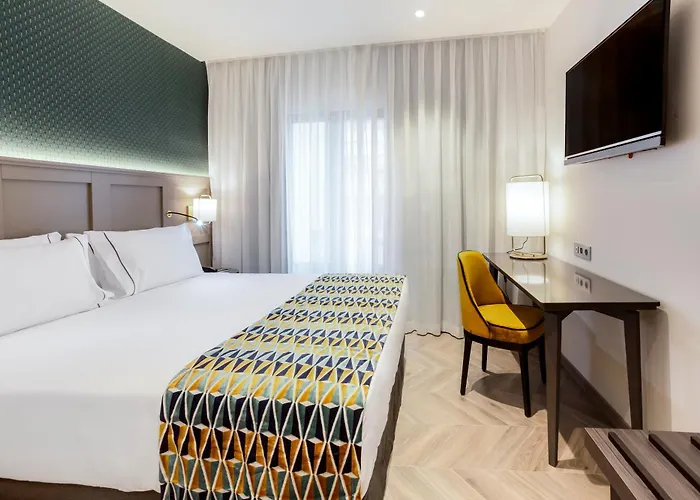 Eurostars Puerta Real