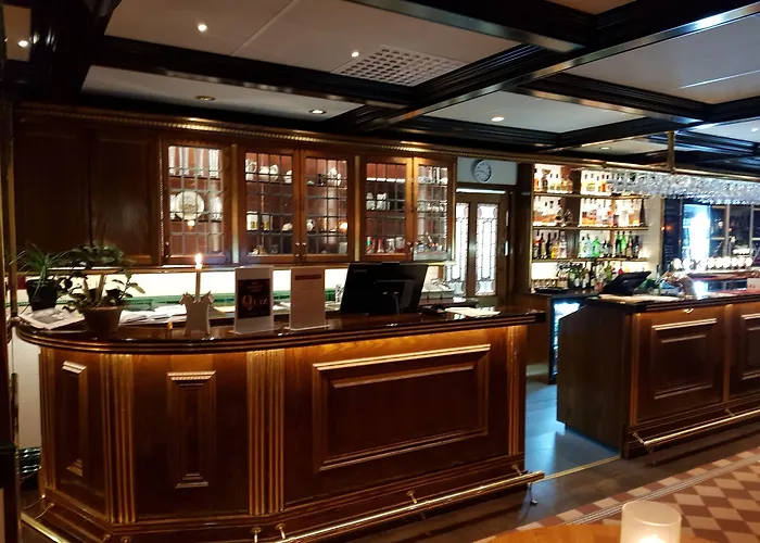 Hotel Bishops Arms Mora