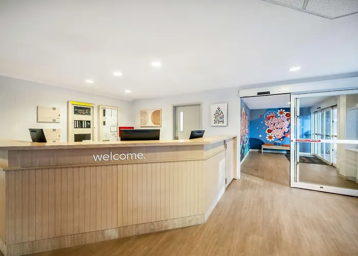 Sonesta Simply Suites Jersey City
