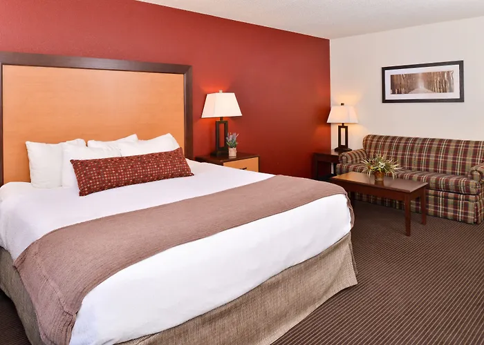 Best Western Plus Sidney Lodge