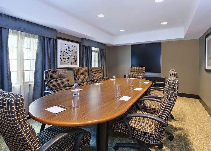 Staybridge Suites Detroit-Utica By Ihg