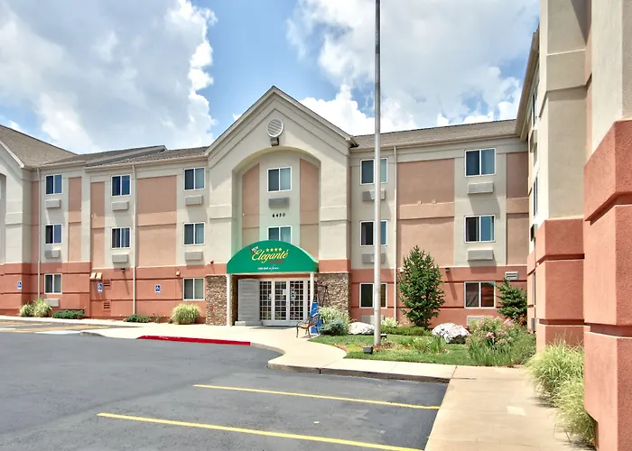 Mcm Elegante Suites (Adults Only)