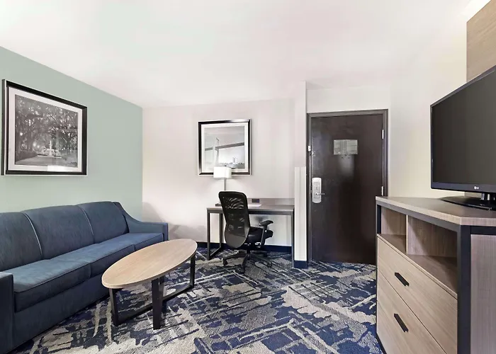 Best Western Savannah Airport Inn & Suites