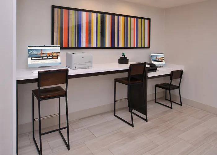 Holiday Inn Express Stockton Southeast By Ihg