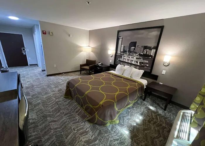 Super 8 By Wyndham Lake Charles/Sulphur