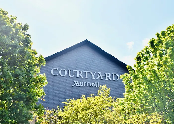 Courtyard By Marriott Glasgow Airport