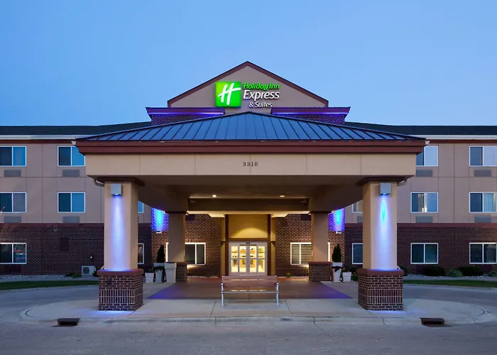 Holiday Inn Express & Suites Aberdeen By Ihg