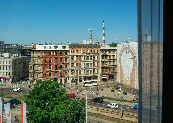 Hp Park Plaza