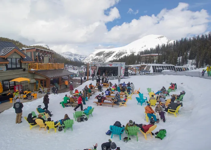 Sunshine Mountain Lodge