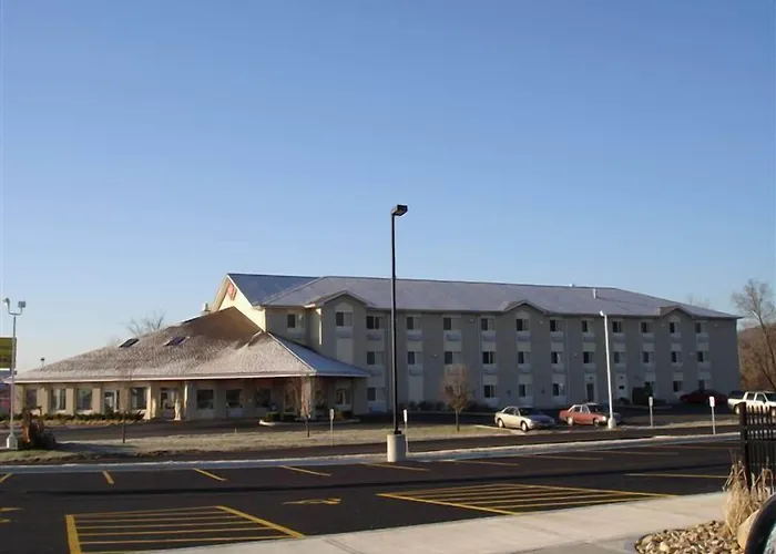 Ameristay Inn & Suites