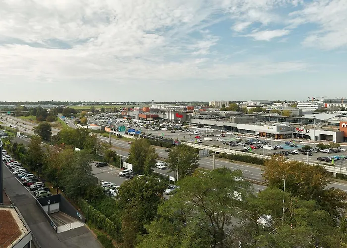 B&B Hotel Velizy Est