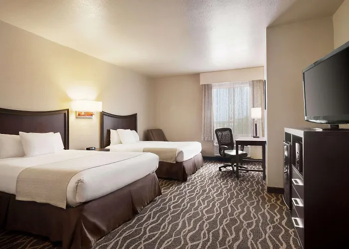 Baymont By Wyndham Clute Lake Jackson