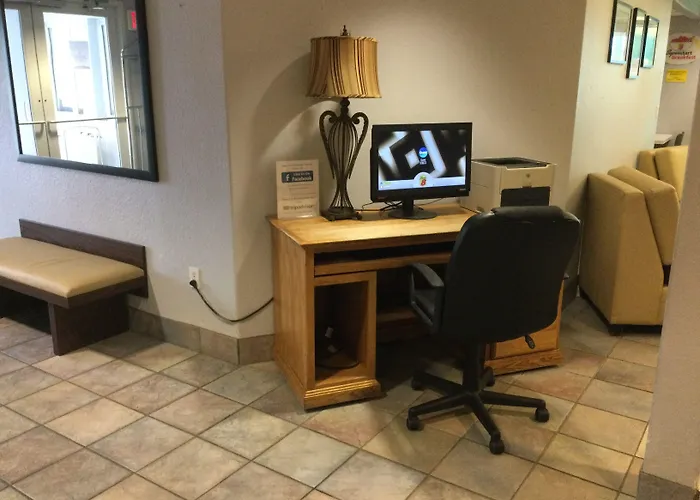 Super 8 By Wyndham Sault Ste. Marie