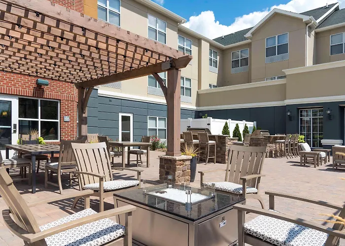 Homewood Suites By Hilton Indianapolis Airport / Plainfield