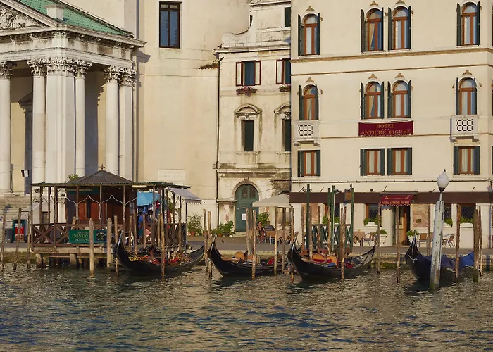Hotel Antiche Figure