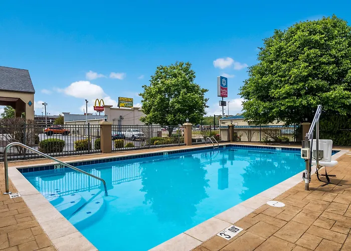Surestay Plus Hotel By Best Western Jackson