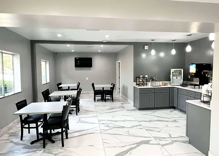 Ramada By Wyndham Lithia Springs Atlanta