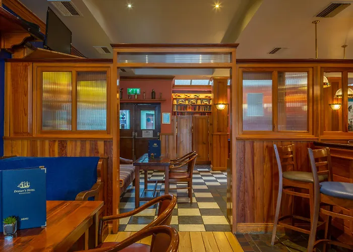 Dooley'S Hotel