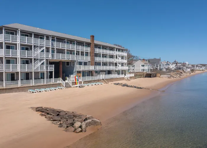 Surfside Hotel And Suites