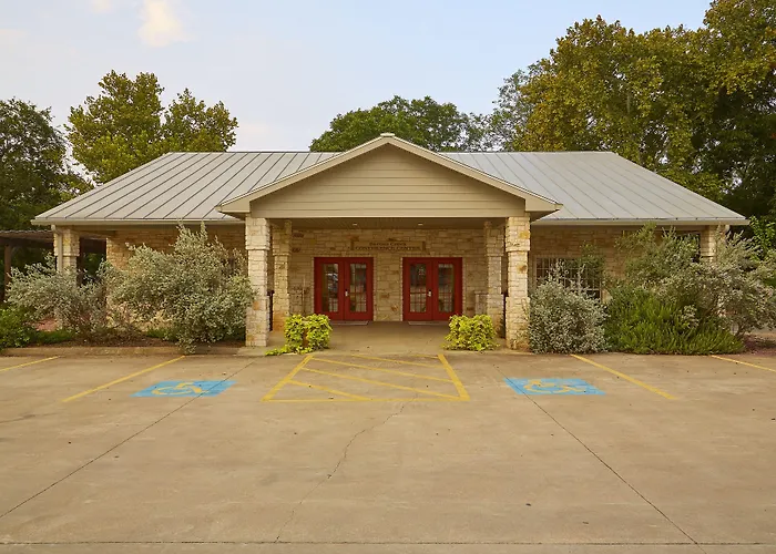 Fredericksburg Inn&Suites