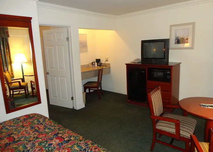 Redondo Inn&Suites