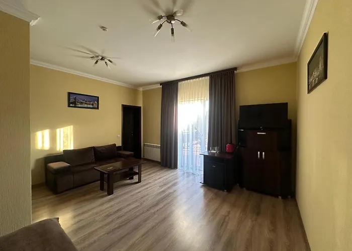 Sting Hotel & Apartments