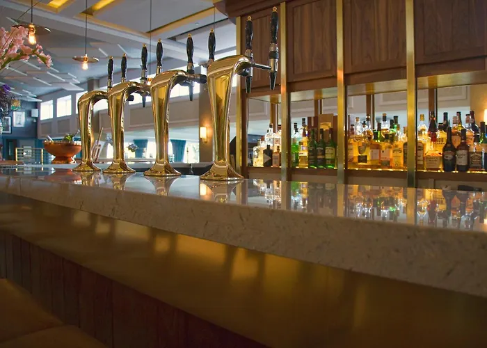 Garryvoe Hotel