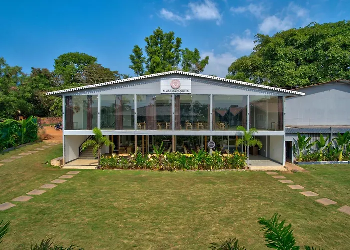Raya Resorts