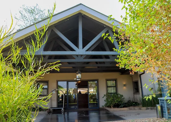 Greenwood Manor Hotel