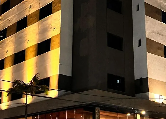 Hotel Grand Lago
