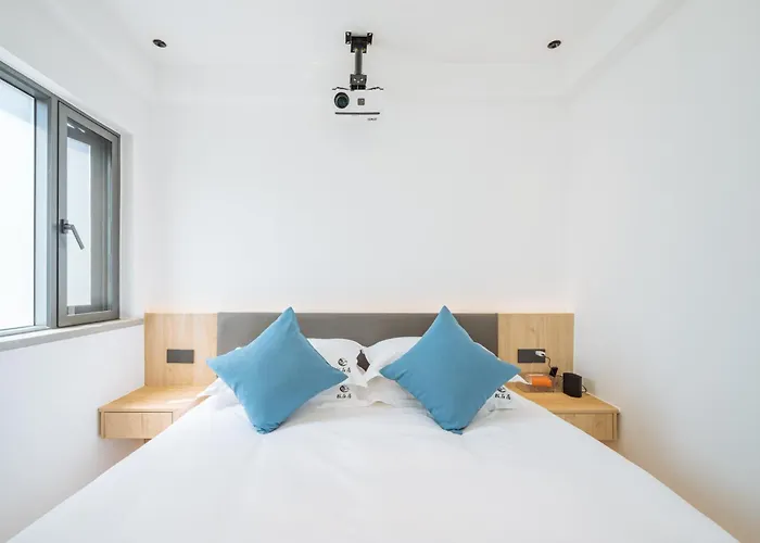 Huazhu Songshiju Homestay