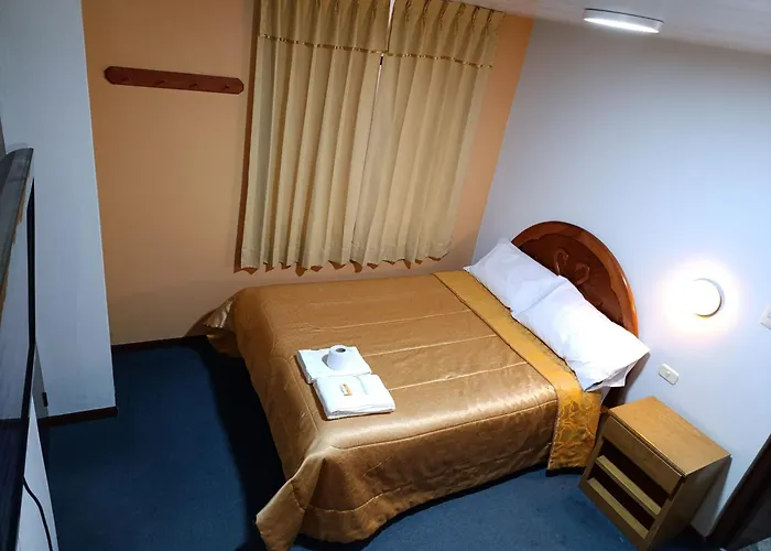 Hotel Keros