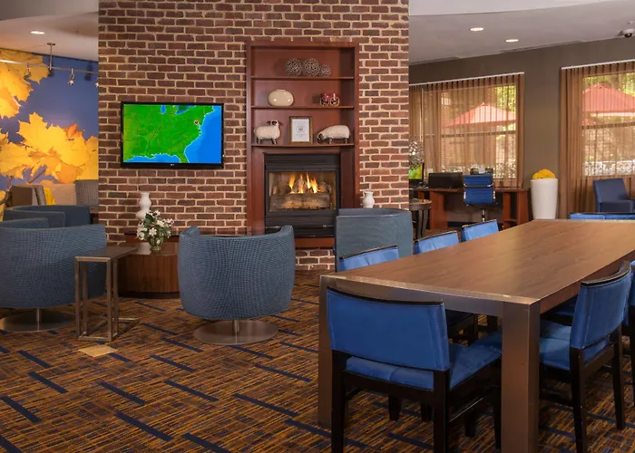 Courtyard By Marriott Newark-University Of Delaware