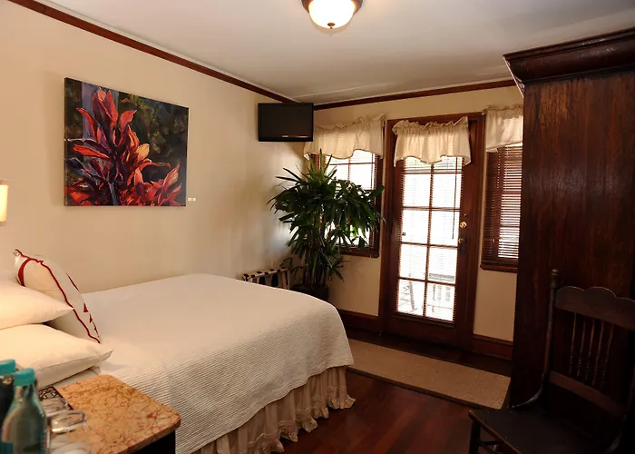 Hotel Lahaina (Adults Only)